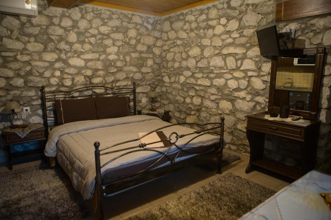 Ferienwohnung Spitiko Káto Loutrákion Exterior foto