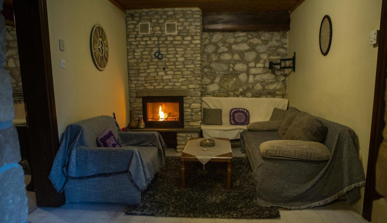 Ferienwohnung Spitiko Káto Loutrákion Exterior foto