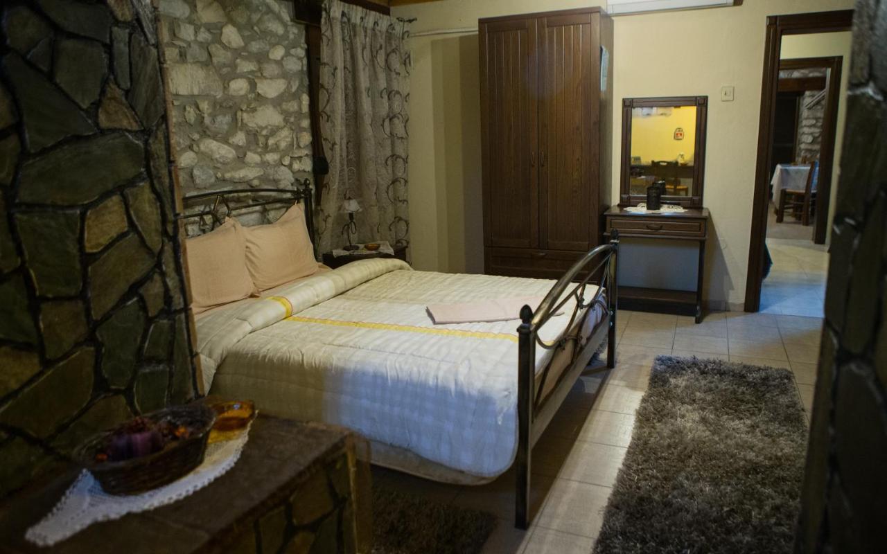 Ferienwohnung Spitiko Káto Loutrákion Exterior foto