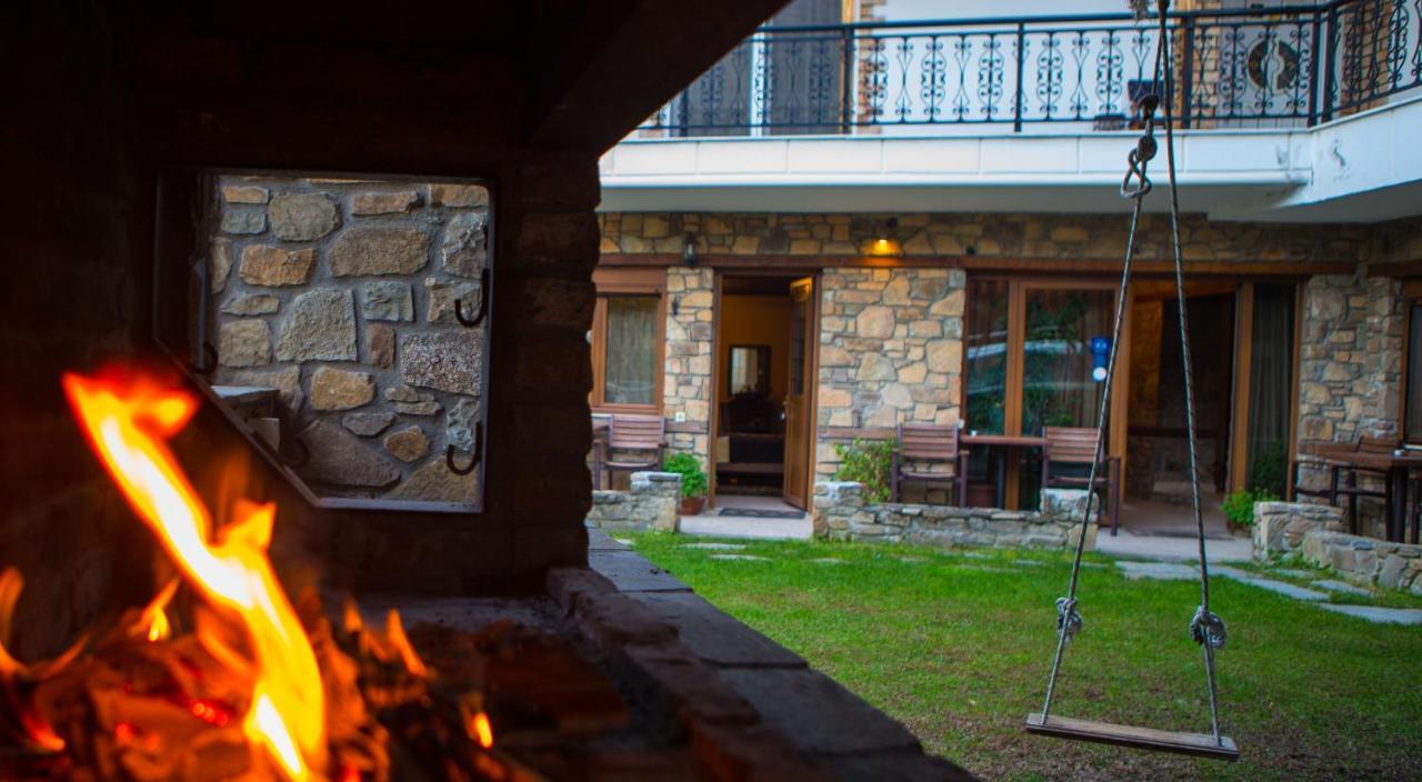 Ferienwohnung Spitiko Káto Loutrákion Exterior foto
