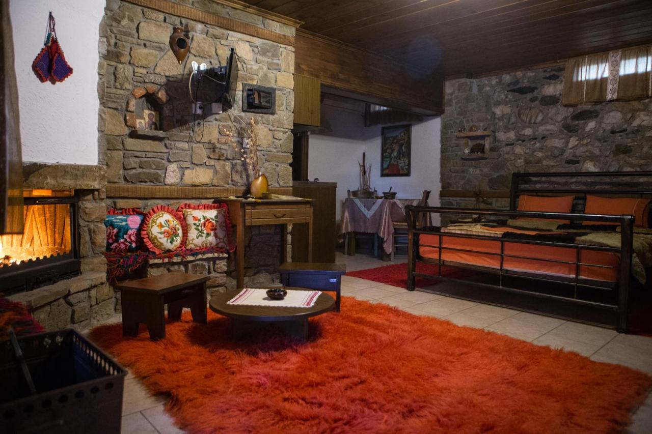 Ferienwohnung Spitiko Káto Loutrákion Exterior foto